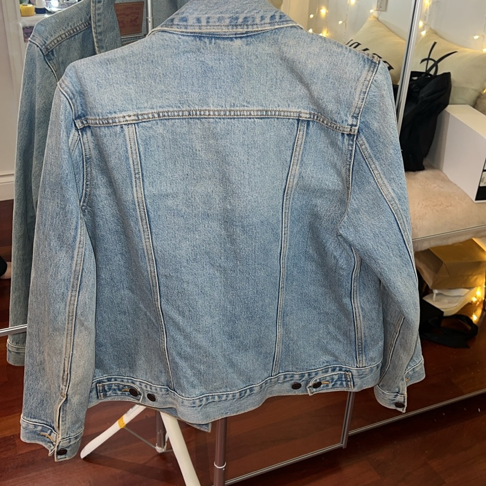 LEVIS Demin Jacket - Picture 2 of 3